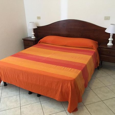 Aparthotel Su Petrosu à Orosei Extérieur photo